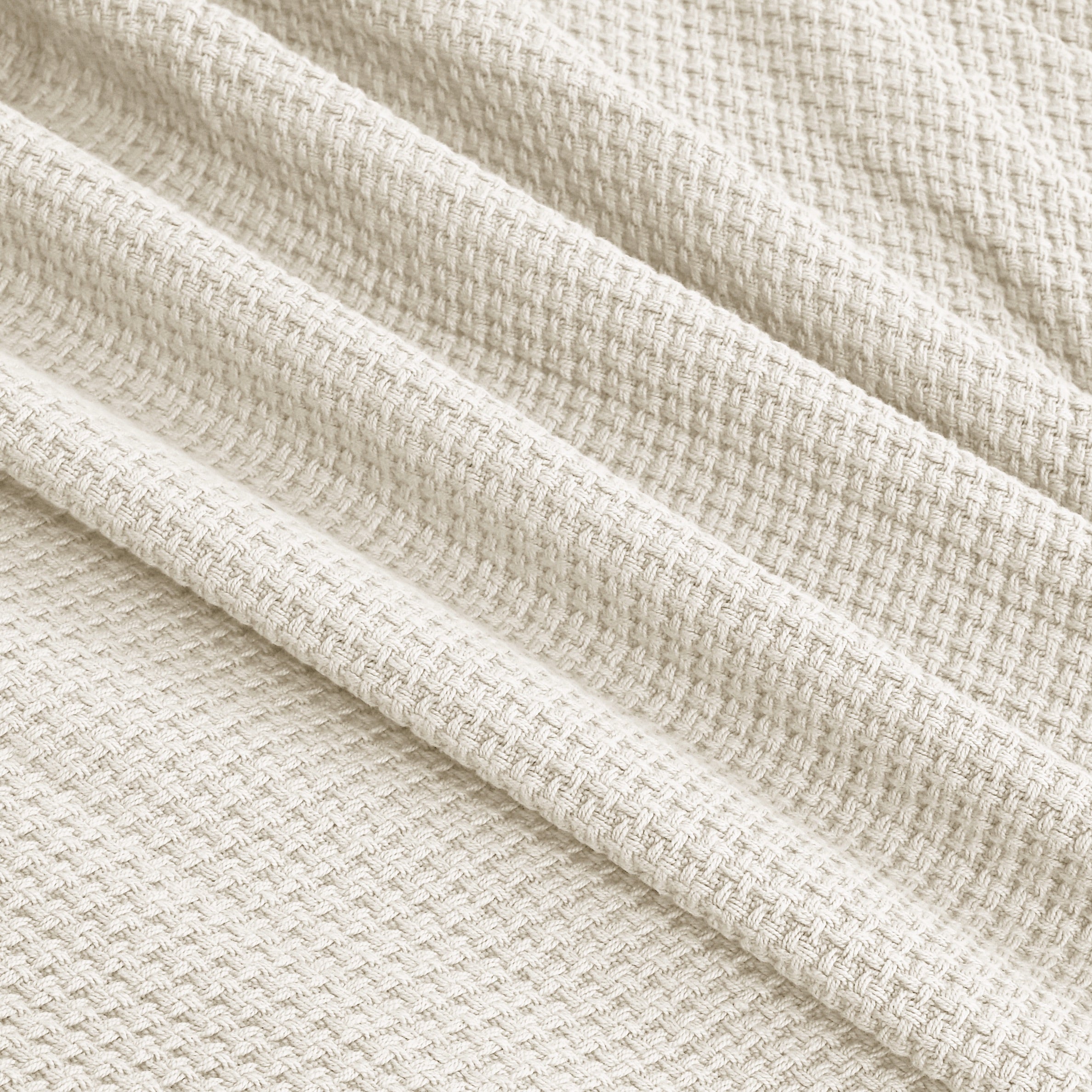 Egyptian cotton Milano throw blanket,ultra-soft & lightweight with an elegant woven design ,king size 255x225 cm ,Offwhite Color