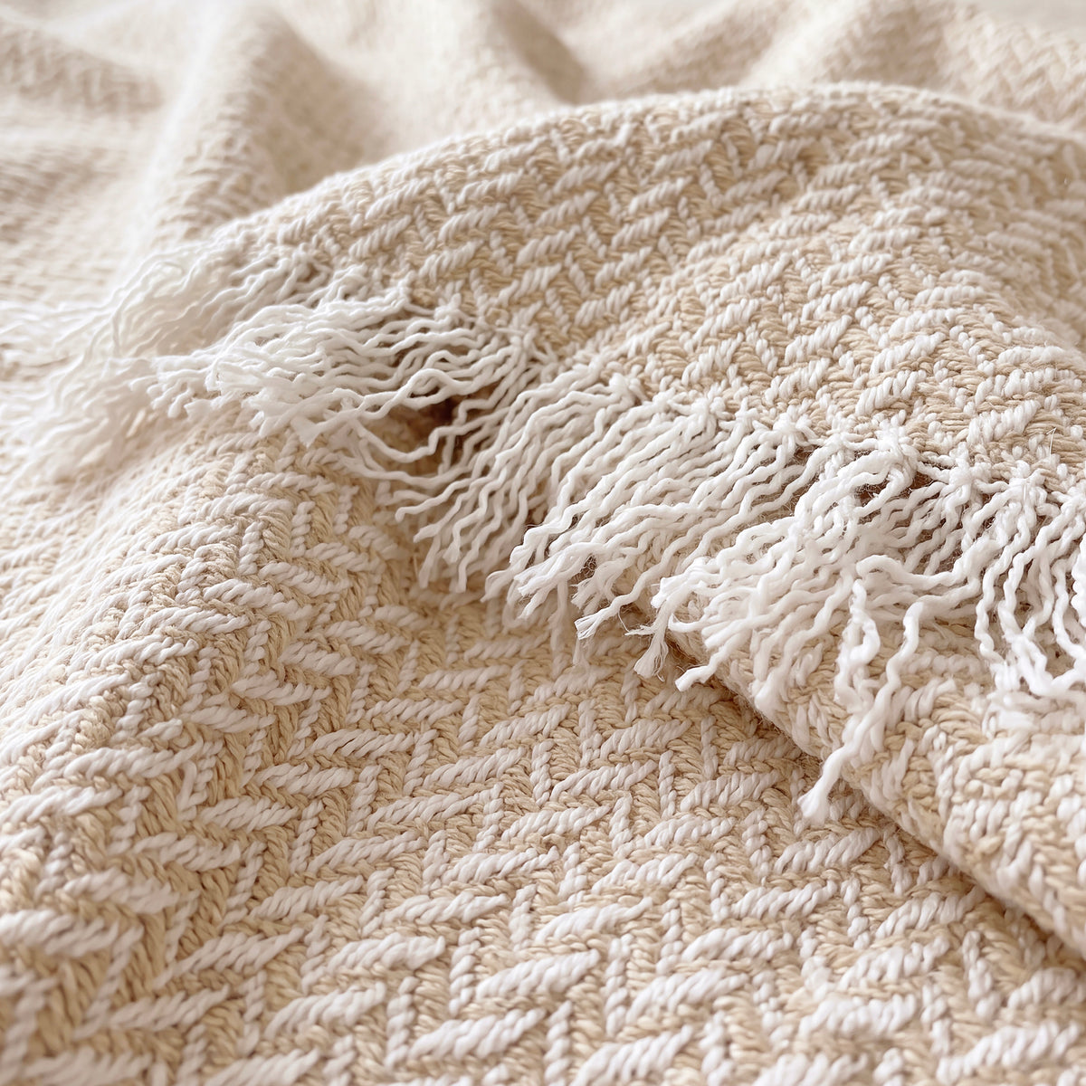 Luxury Verona Woven Bed Coverlet with Fringe