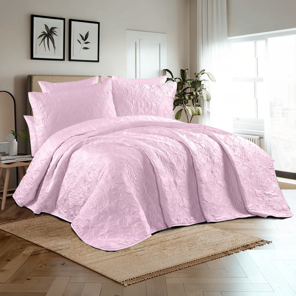 300 TC Satin Royal quilt set with 2 Pillow cases Light, Soft & Breathable
