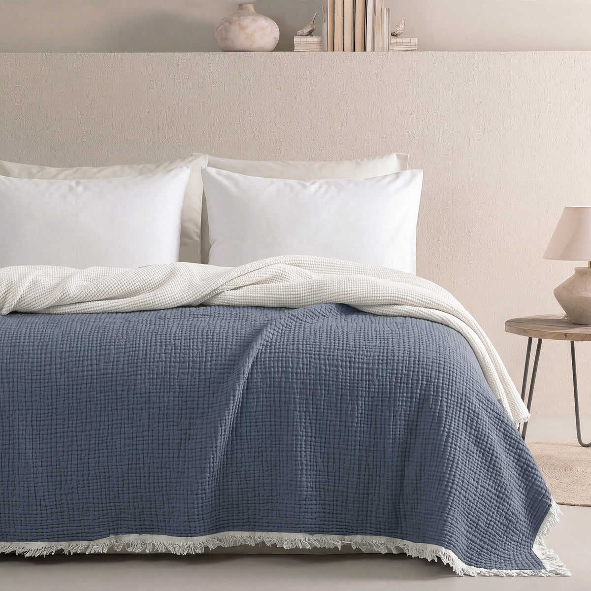 Ivy Textured Bedspread – Soft Woven Coverlet with Decorative Fringe