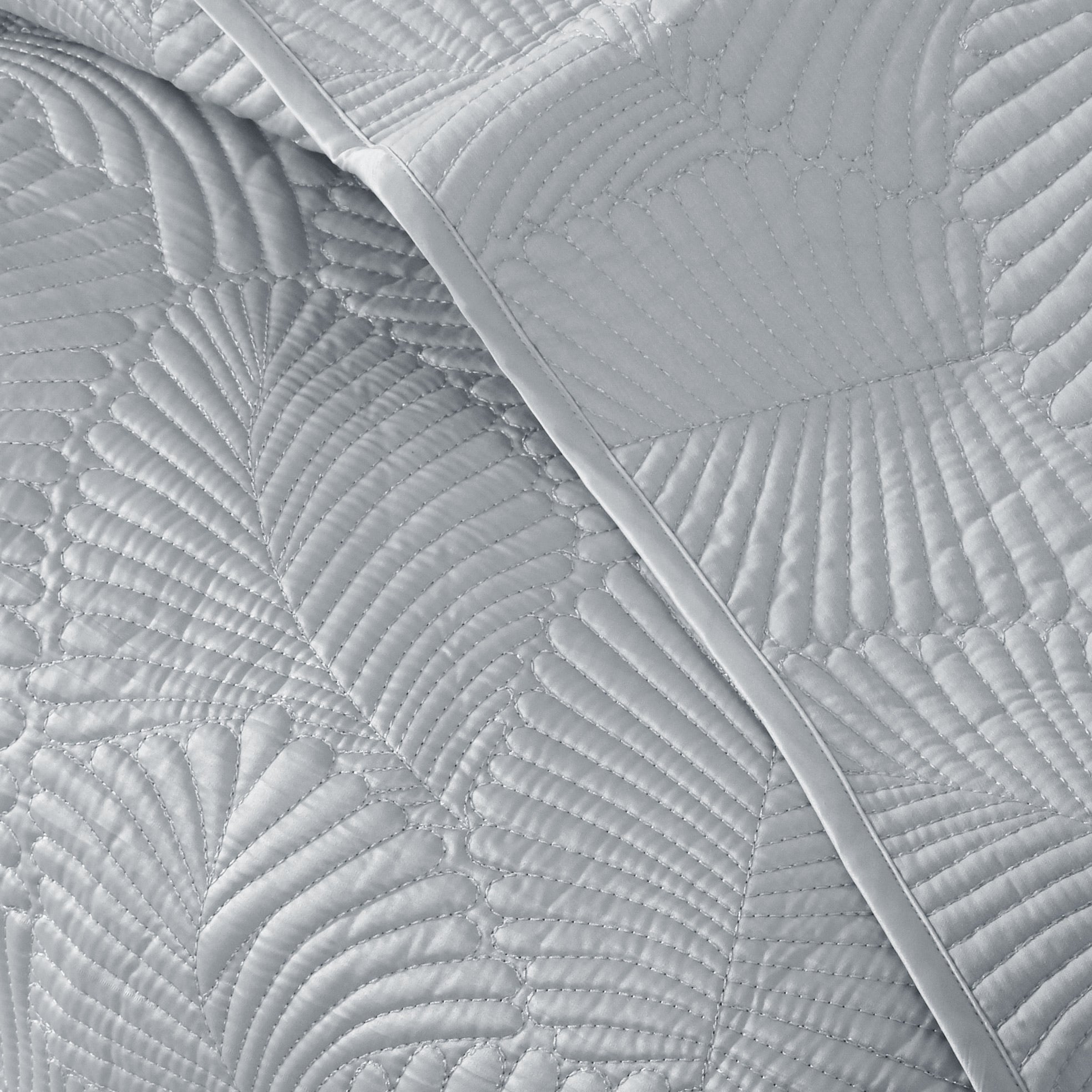 300 TC Satin Palma quilt Light, Soft & Breathable