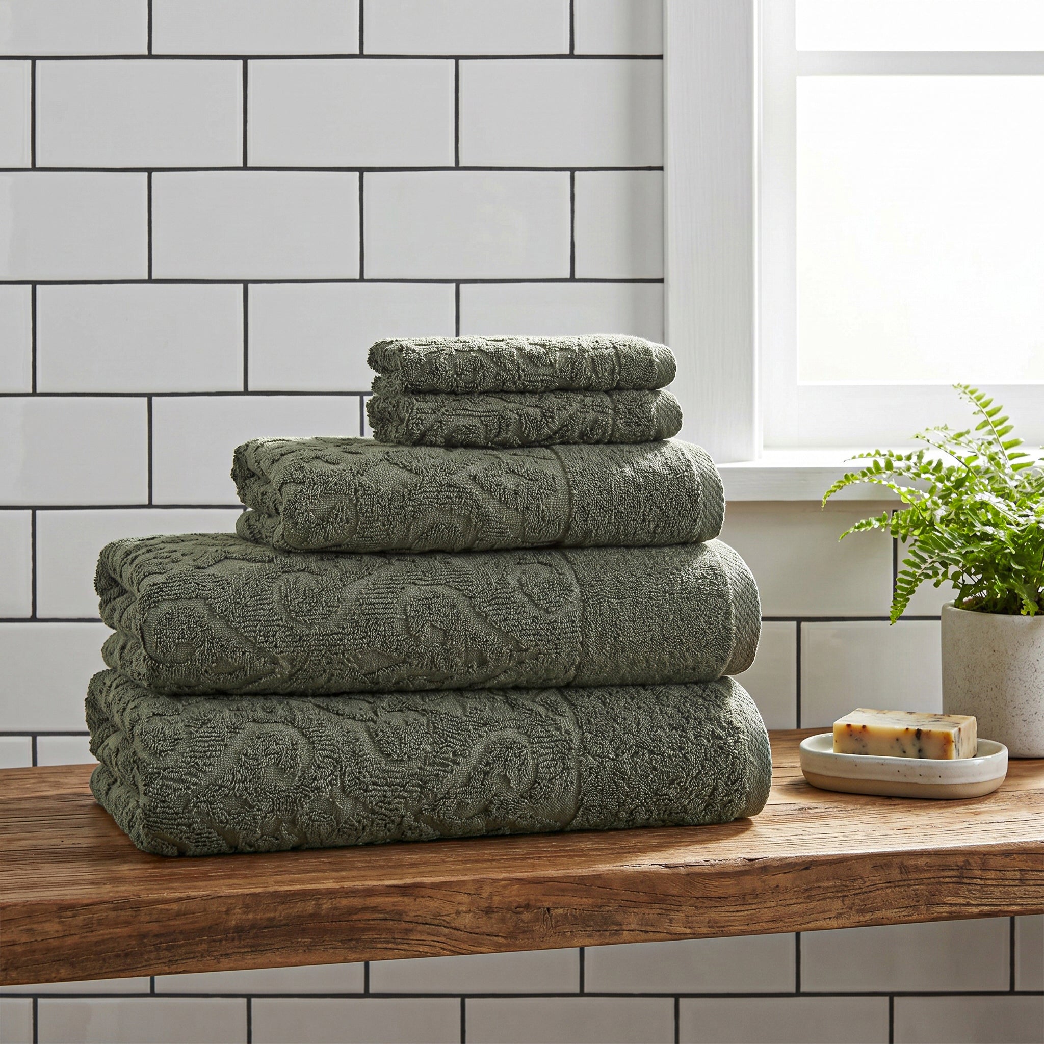 Andalus Bath Towel Set, Pack of 5 Pieces , Ultra Soft and Highly Absorbent Towels,(Olive)