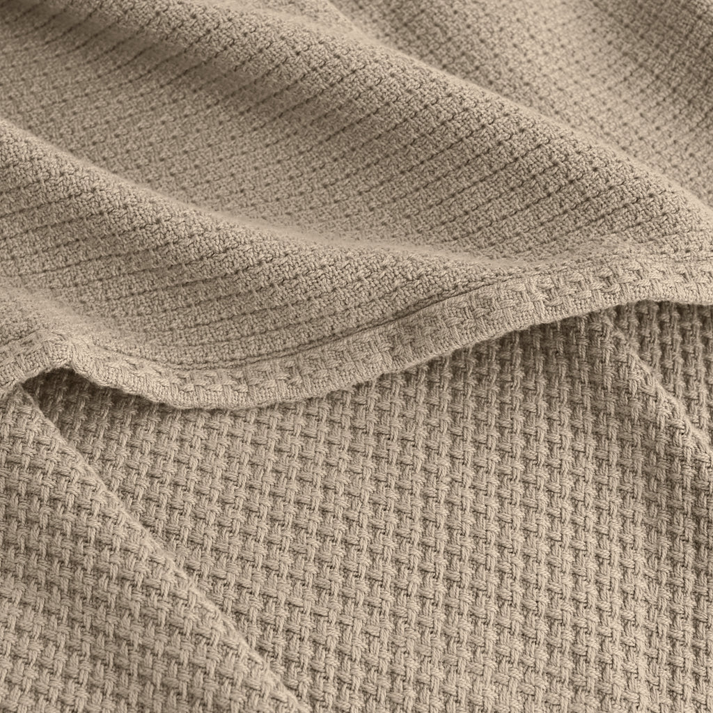 Egyptian cotton Milano throw blanket,ultra-soft & lightweight with an elegant woven design ,king size 255x225 cm ,Light Cafe Color