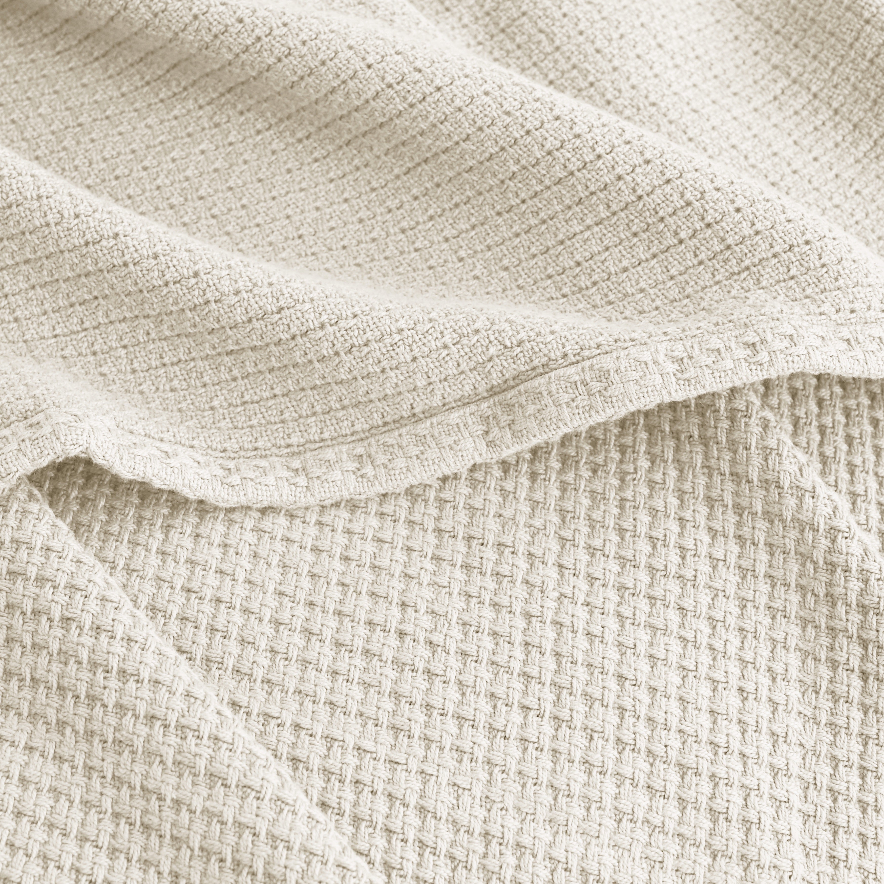 Egyptian cotton Milano throw blanket,ultra-soft & lightweight with an elegant woven design ,king size 255x225 cm ,Offwhite Color