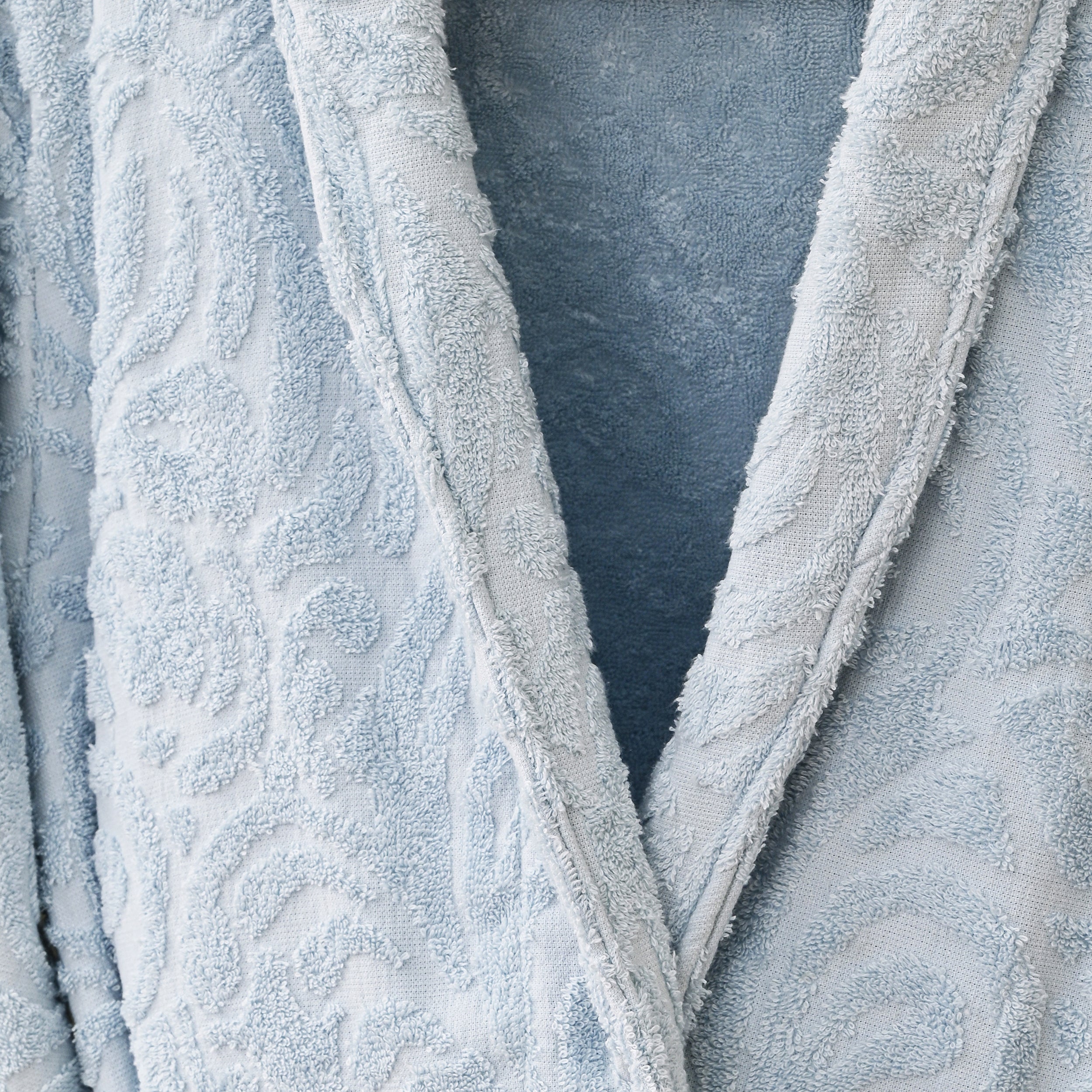 Eliz 100% Cotton Jacquard Bathrobe – Soft Absorbent Spa & Hotel Robe (Baby Blue)