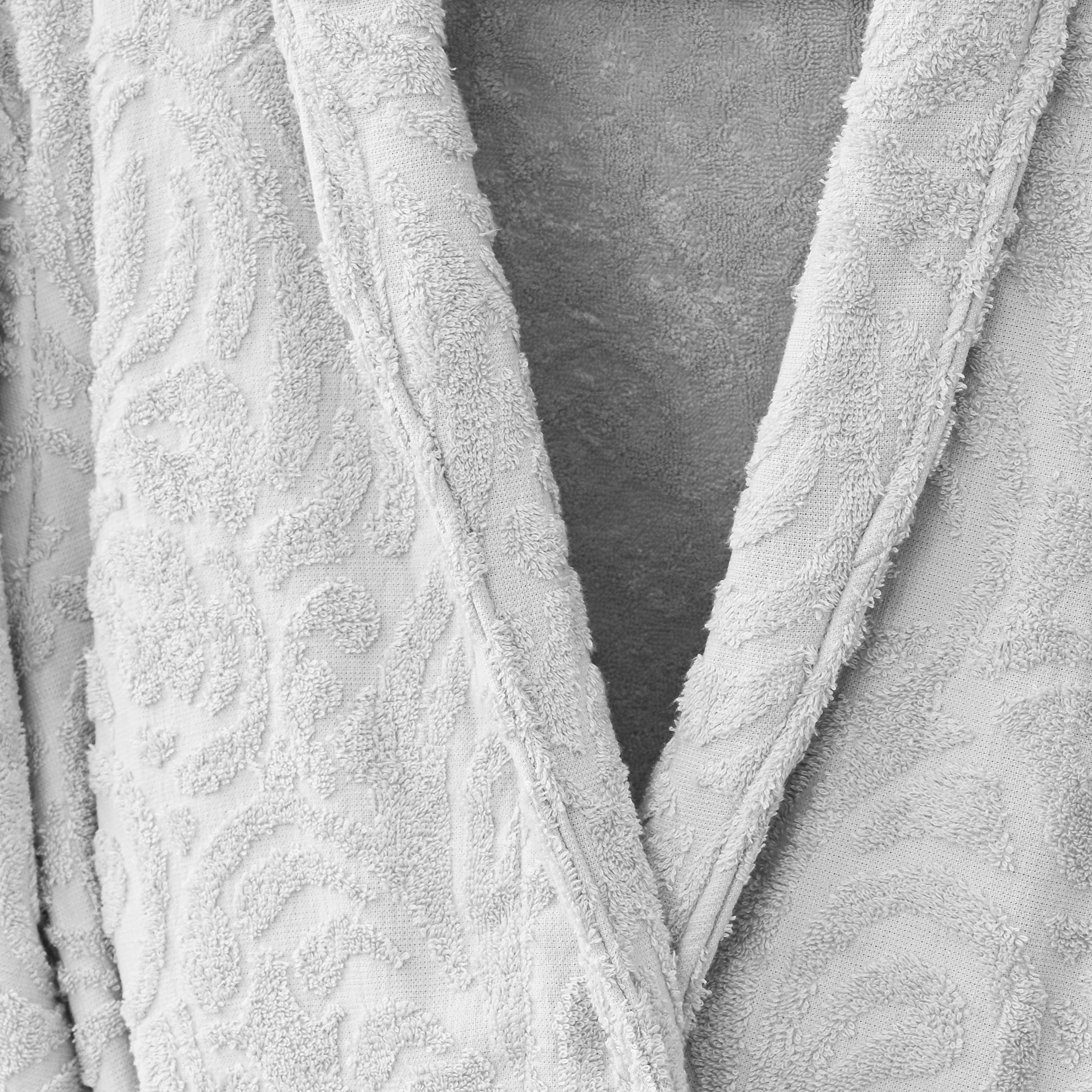 Eliz 100% Cotton Jacquard Bathrobe – Soft Absorbent Spa & Hotel Robe (Silver)