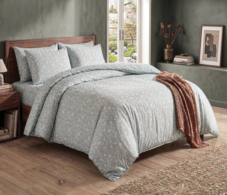 Julia Luxury 100% Cotton  Printed Bedding Set – Soft, Breathable & Comfortable