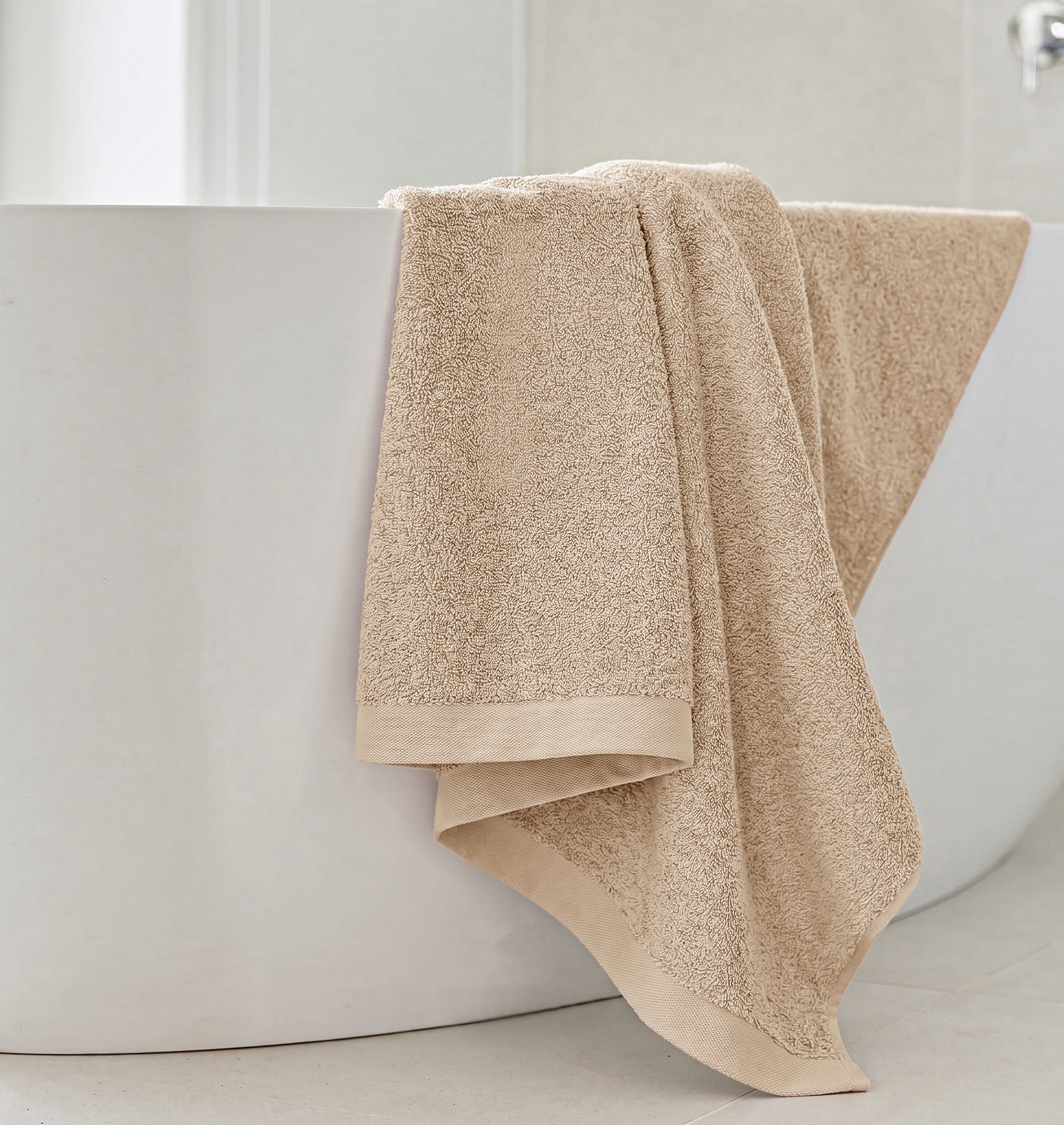 Aura Bath Towel Set, Pack of 4 Pieces , Ultra Soft and Highly Absorbent Towels,(beige)
